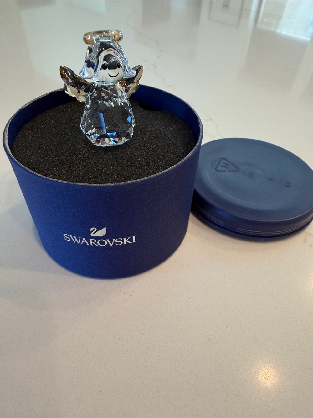 New in original box Authentic Swarovski Clear Crystal Angel, Beautiful piece.